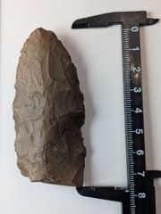 握り槌(にぎりづち)【出土品】旧石器時代約13㎝×10㎝×3㎝ 約320g