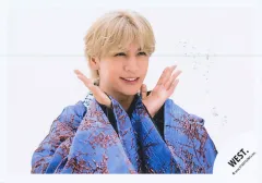 【中古】生写真(STARTO) WEST./藤井流星/横型・バストアップ/「WEST. 10周年記念展　関西七色男大祭り」グッズオフショット/公式生写真