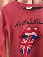 古着　୨୧ ⑅  ROLLING STONES  ローリングストーンズ　UK Tour 1971  薄手スウェット　ロン T   M  イギリス国旗   ビッグプリント ビンテージ  赤　ピンク　⑅୨୧