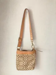 LOUIS VUITTON・ メッセンジャーバッグ ・黒・ショルダー・USED LOUIS VUITTON ルイ?ヴィトン ショルダーバッグ Sロック