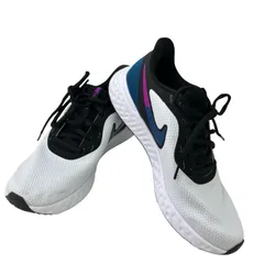 186000 現状品 NIKE ナイキ REVOLUTION　スニーカー　24cm BQ3207-102   ホワイト