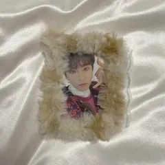 編み物　ハンドメイド　トレカケース
