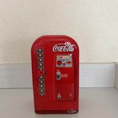 昭和レトロ　コレクション　コカ・コーラ貯金箱 ヤフオクで買ったコカ・コーラのミニチュア自販機型貯金箱