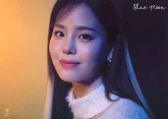 【中古】ポスター オリジナルB5サイズポスター MAKO 「CD Blue Moon」 NiziU Live with U 2022 ”Burn it Up” 大阪会場限定購入特典