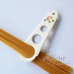 ＜SALE30%OFF＞【マニー】ホーロー　パスタメジャー（ローズ）のサムネイル