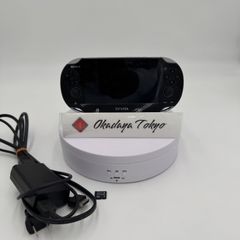 PS VITA PCH-1000 本体 8GBメモリーカード AC USB充電器 ビータ PlayStation 動作確認済み 中古