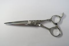 Bランク【メーカー不明】  シザー 美容師・理容師 5.7インチ 右利き 【中古】:H-9279
