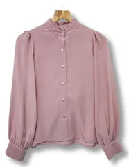 【送料無料】【美品】セシルマクビー 長袖ブラウス シャツ カットソー リボン ビジューボタン  ピンク系 レディース Mサイズ ■管理番号L28397SSS25-241325-50（510）