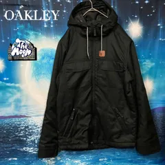 身幅▶︎67cm美品！ OAKLEY オークリー　マウンテンパーカー 立体ロゴ ギミック