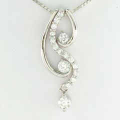 K18WG D0.27ct ダイヤモンド 花 桜 ネックレス - メルカリ