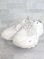 新品⭐︎NIKE/ナイキ/TC7900⭐︎ホワイト/24.0cm 新品同様 NIKE TC7900 ホワイト 24.0 スニーカー - メルカリ