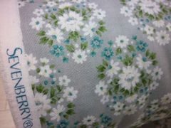 3m 小花柄スケア/グレー  スケア生地