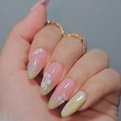 新品 CQJSYL ネイルチップショート 人気ネイル 24枚入り ネイルチップ春 夏 和風 かわいい ネイルチップ秋冬 手作りネイルチップグラデーション ネイル 花嫁 ショート 光沢 つけ爪 成人式 結婚式 (キャツアイ・花白い)