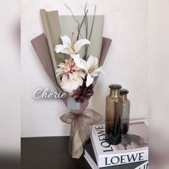 135   おしゃれ　韓国花束　シック　高級造花　アーティフィシャルフラワー