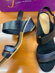 スペイン製サンダル　上品なデザイン　格安放出⑤