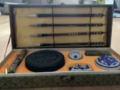 ♦古玩 古美術品 文房四宝 竹根 楼閣山水人物図 筆筒 中国清時代 骨董品書道具 特別展 墨の天地 ―中国 安徽地方の美術―｜展覧会｜大和文華館