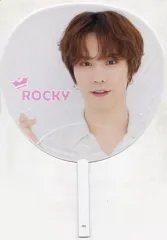 2025年最新】astro うちわの人気アイテム - メルカリ