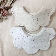 つぶつぶスタイ　もくもくスタイ