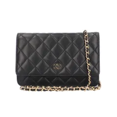 シャネル マトラッセ ウォレットチェーン ラムスキン レディース  CHANEL  中古 シャネル