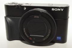 ソニー SONY Cyber-shot DSC-RX100M5