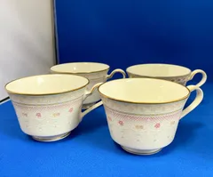 ノリタケ　アイボリーチャイナ　レトロ　モダン　カップ　4客セット　ビンテージ　オールド　コーヒーカップ　花柄　レース