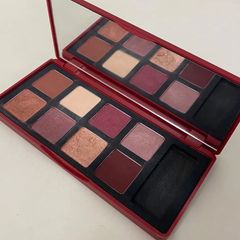 Shu Uemura ガナッシュ アンドプラリネアイバレット・フランボワーズベリー