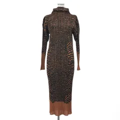 2026年最新】PLEATS PLEASE ロングワンピースの人気アイテム - メルカリ