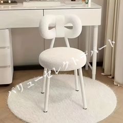 Hello Kitty ボア素材 チェア 椅子 - メルカリ