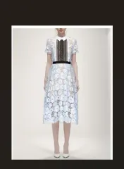 SELF PORTRAIT(セルフ・ポートレイト) スカイ レース ワンピース UK8 サイズ 正規品