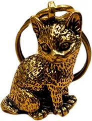 DAZUMA キーホルダー 猫 cat 風水 ペンダントトップ 真鍮 アンティーク 金運 チャーム グッツ アクセサリー ストラップ 子猫 ネコ( ゴールド)