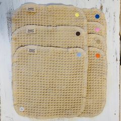 布ナプキン　おりもの用　ほうじ茶染め　ワッフルシート　7枚セットhog　ボタン付き　すぃーと・こっとん