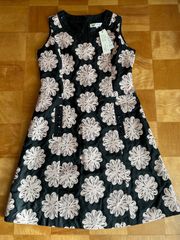 スーパービューティ大判花柄ワンピース新品44サイズ