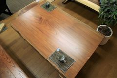 一枚板 ケヤキ 長さ1215 奥行745/775 厚み82mm