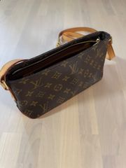 LOUIS VUITTON ルイヴィトン モノグラム トロター ショルダーバッグ