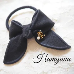 ブラックリボン　イニシャル&パール付き　ヘアゴム