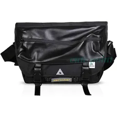 ショルダーバッグ メッセンジャーバッグ メンズ ボディーバッグ 反射ストリップ付き かっこいい 大容量 防水 通勤 カジュアル PUレザー