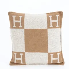 H8新品・タグ付き　エルメス　クッション　最高級カシミヤ×シルク　リバーシブル 2025年最新】HERMES クッション・座布団の人気アイテム - メルカリ
