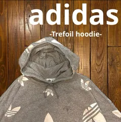 【adidasアディダス】パーカー　短丈トレフォイルロゴ総柄クロップドパーカー