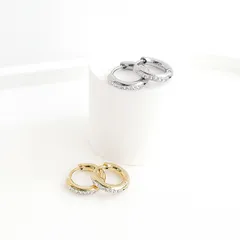 選べる2色！つけっぱなしOK！キュービックジルコニアが煌めく Small ワンタッチ式 フープピアス【ste106-1】