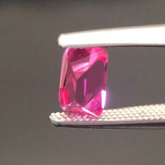 【極希少】天然非加熱　Jedi　スピネル　ルース・原石　0.75ct　八面体　Mansin鉱山産　際立つネオンカラー　極美品　高品質　希少　1点物　AIGS鑑別書付き