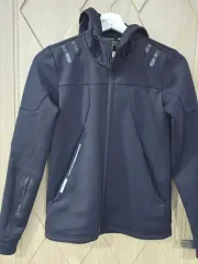 スケッチャーズ パフォーマンス フード ジップアップ 黒