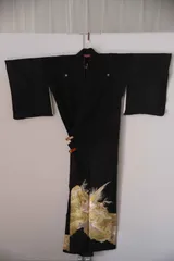 【夏着物】化繊　絽　黒留袖　比翼付き　花車柄　五つ紋 夏着物】化繊 絽 黒留袖 比翼付き 花車柄 五つ紋 夏着物】化繊