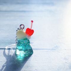 クリームソーダのおばけちゃん ピアス