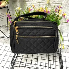 ショルダーバッグ ミニショルダー キルティングバッグ 肩掛斜めかけバッグ 軽量ショルダーバッグ キルティングバッグ  ビジネス お出かけ スーツ 肩掛け 斜めかけ シンプル お出かけ  オシャレ 無地  軽量  レディース メンズ カジュアル 内ポケット付き