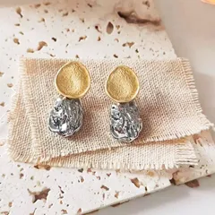 ピアス ゴールド シルバー 18K仕上げ 高品質 最新 韓国 シンプル ストーン デザイン キラキラ オシャレ デザイン 大人気