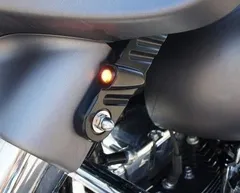 JOKER MACHINE・FLHX・LED フロントウインカー フィン・ブラック　2020-1305　ハーレー