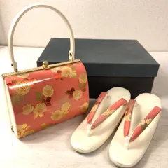 【美品】草履 バッグ セット／Zori Sandals & Handbag Set ピンク×アイボリー 薔薇 金彩 和装小物 成人式 卒業式 結婚式 パーティー 豪華 上品 フォーマル 着物に映える日本製