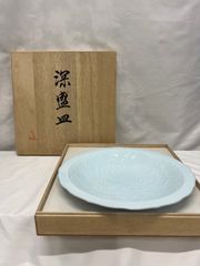 ☆ NARUMI ナルミボーンチャイナ 青磁 白耀磁器 鉄線花 深盛皿