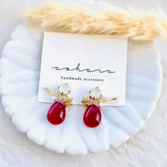 スワロフスキー×レッドガラスのデザインピアス/イヤリング