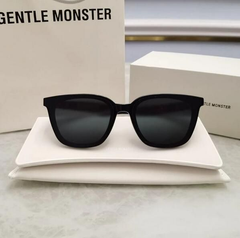 【 GENTLE MONSTER LILIT  01】  ブラック サングラス 登坂広臣着用